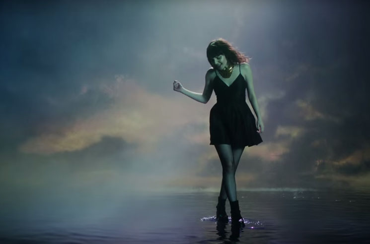 Chvrches"Leave a Trace" (video)