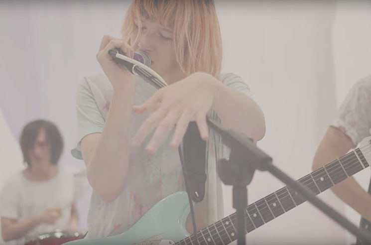 Dilly Dally"Desire" (video)