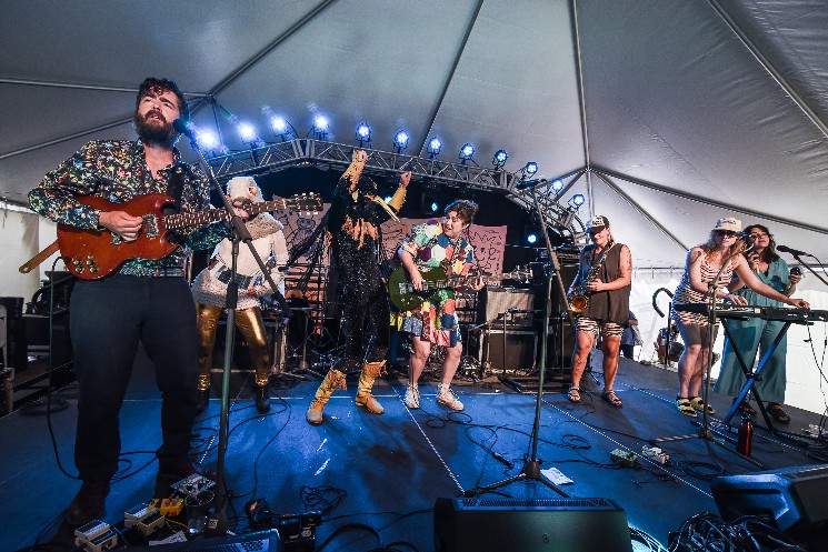 Relive Sappyfest 2022 in Photos, Including Julie Doiron, Sook-Yin Lee and OMBIIGIZI 