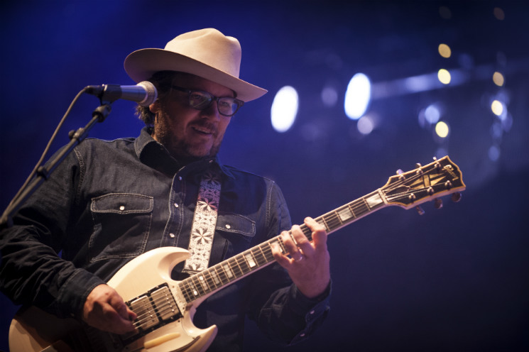 Watch Wilco Pay Tribute to the Late Daniel Johnston 