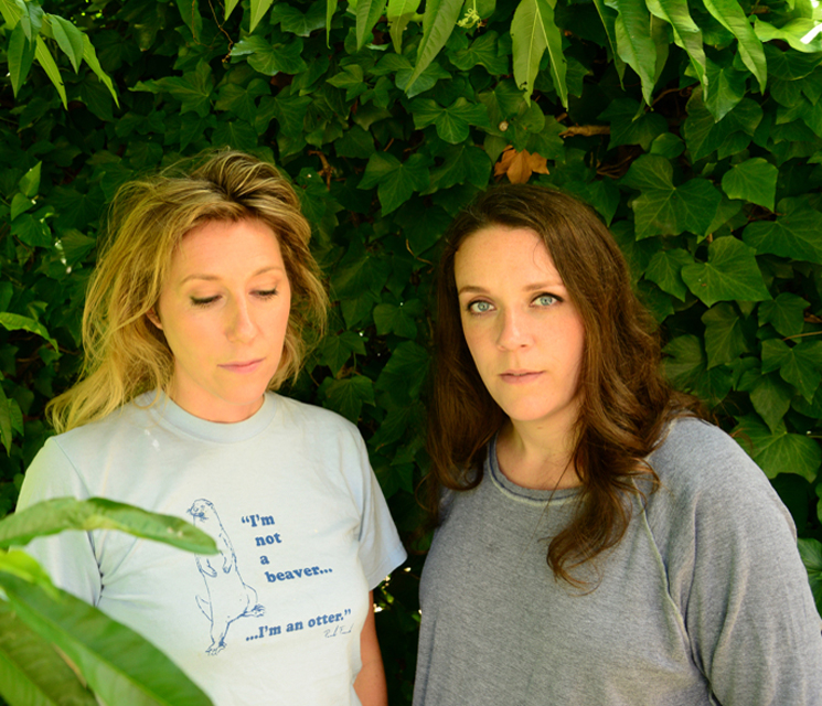​The Wainwright Sisters Explore Motherhood on 'Songs in the Dark' 