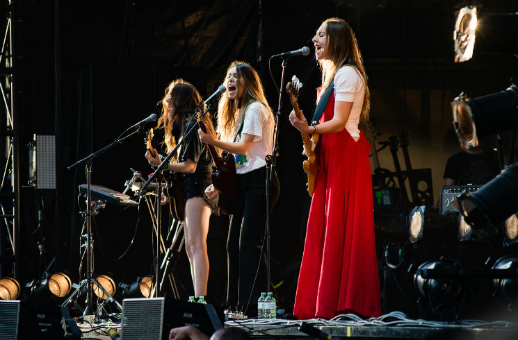 ?HAIM Announce &quot;Sister Sister Sister&quot; North American Tour