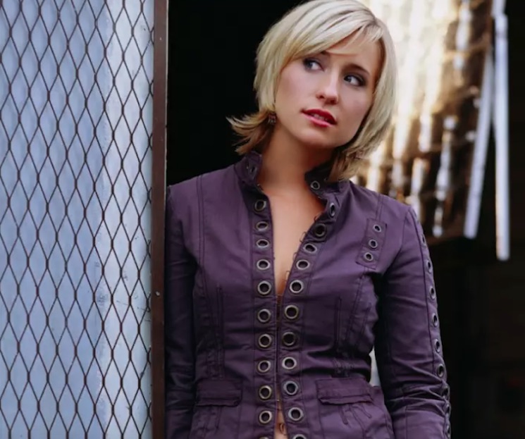 'Smallville' Star Allison Mack Arrested for Alleged Involvement in Notorious Sex Cult 