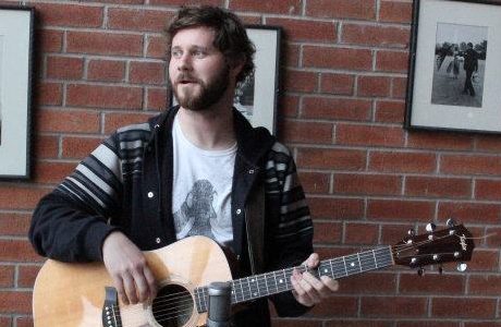 Dan Mangan Performs 'About As Helpful As You Can Be Without Being Any Help At All' 