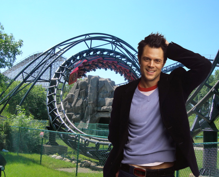 Johnny Knoxville Is Making a Movie About a Shitty Theme Park 