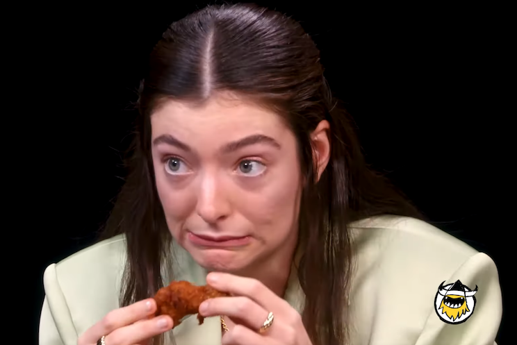 Watch Lorde Ruminate on the Sanctity of Pop Music While Scarfing Down Hot Wings 