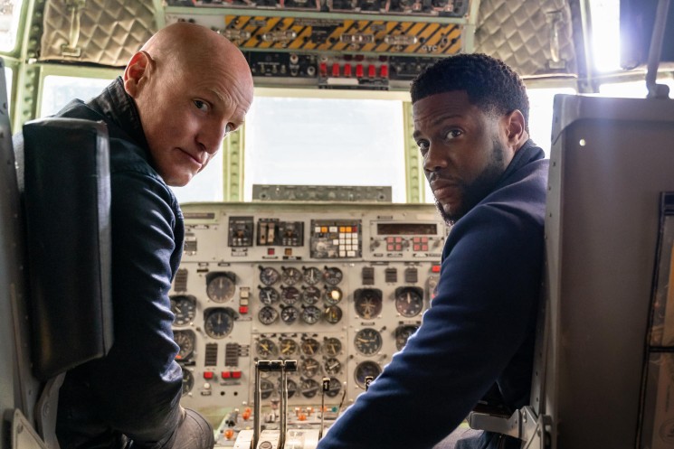 Woody Harrelson and Kevin Hart Apologize for Mispronouncing 'Toronto'  