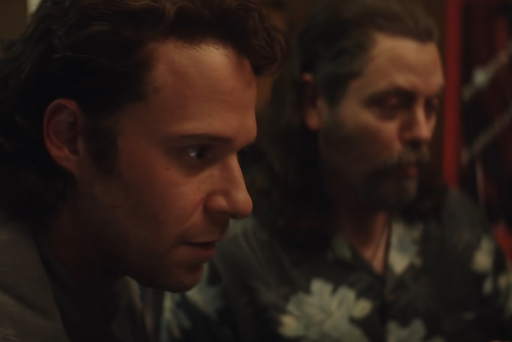 Mullet-Donning Seth Rogen and Nick Offerman Face Off Against 'Pam & Tommy' in New Trailer
 