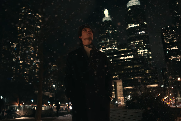 Cool Toronto Shots in 'It'll Be Okay' Music Video Obscured by Shawn Mendes's Head 
 