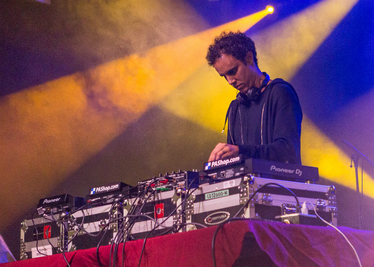 Four Tet Sets Release Date for 'Sixteen Oceans,' Shares New Song 