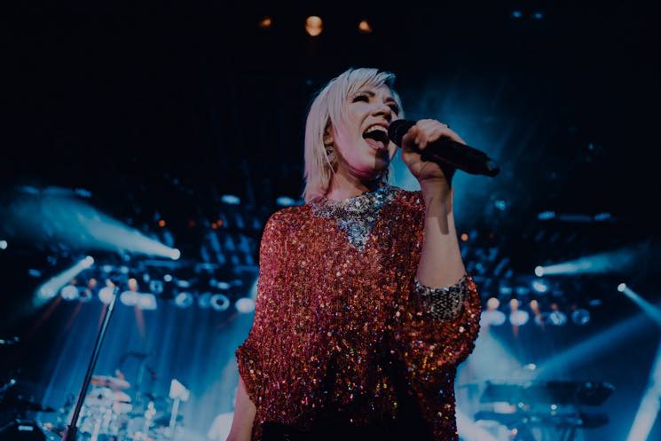 Carly Rae Jepsen Discusses Her Love of Feist's 'Let It Die' 