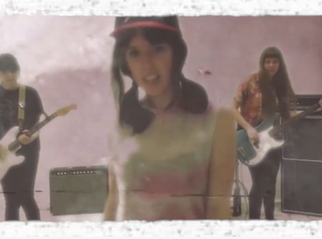 The Courtneys 'Social Anxiety' (video)