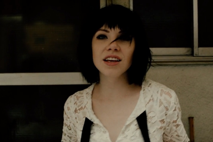 Carly Rae Jepsen 'Run Away with Me' (interactive video)