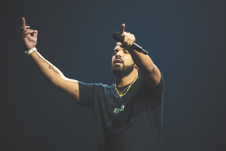 Drake Adds New Dates to North American Tour with 21 Savage 