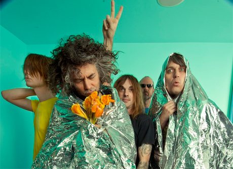 Flaming Lips Break World Record, Contemplate Getting Amanda Palmer to Replace Erykah Badu on Collaborative Track 