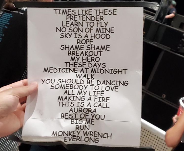 Foo Fighters Write Their Setlists in Comic Sans 
