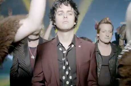 Green Day 'Kill the DJ' (video)