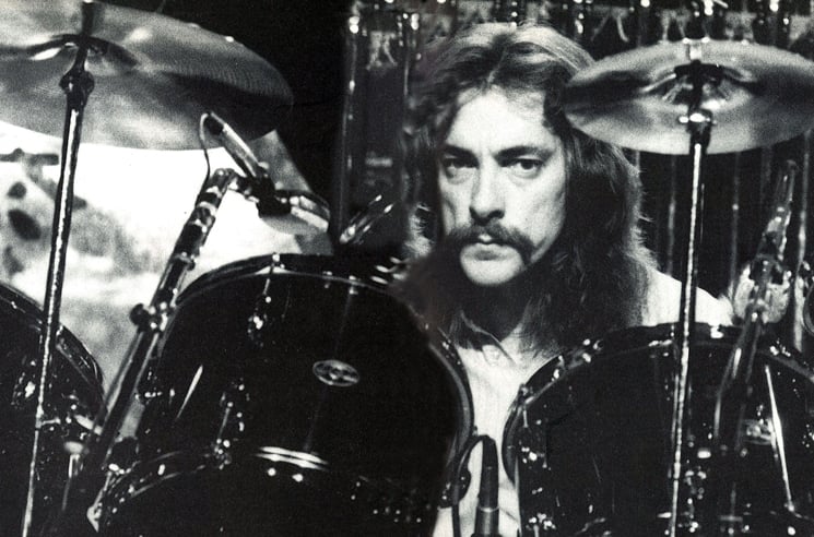 The World Reacts to Neil Peart's Death 