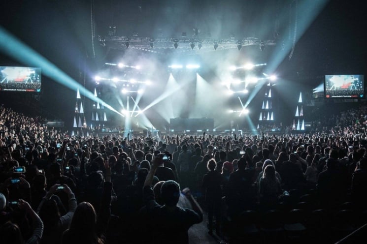 Ontario Further Limits Capacity for Concert Venues 