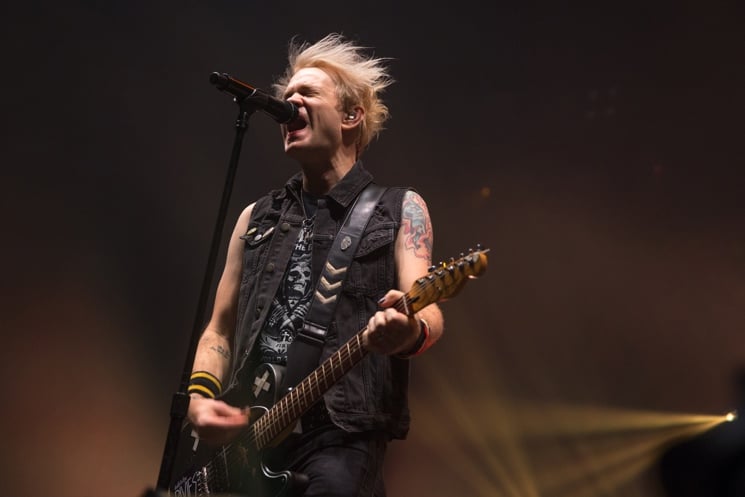 Sum 41's Deryck Whibley Is Selling the Guitar from the 'In Too Deep' Video and More on Reverb 