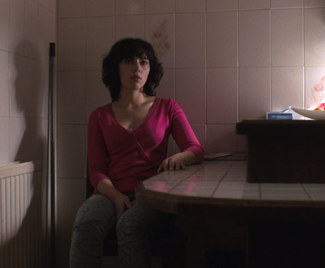 Reviews of 'Under the Skin,' 'Neighbors' and 'Breadcrumb Trail' Lead Our Film Roundup 