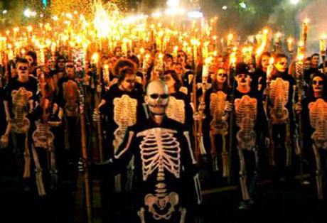 Flaming Lips Announce Second Annual 'March of 1,000 Skeletons' 