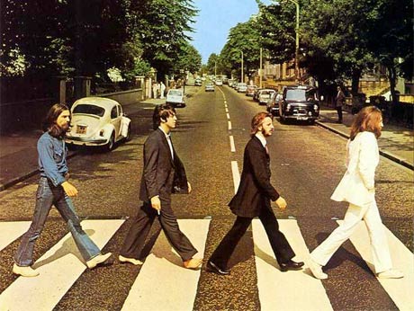 Struggling EMI Puts Abbey Road Studios Up for Sale 