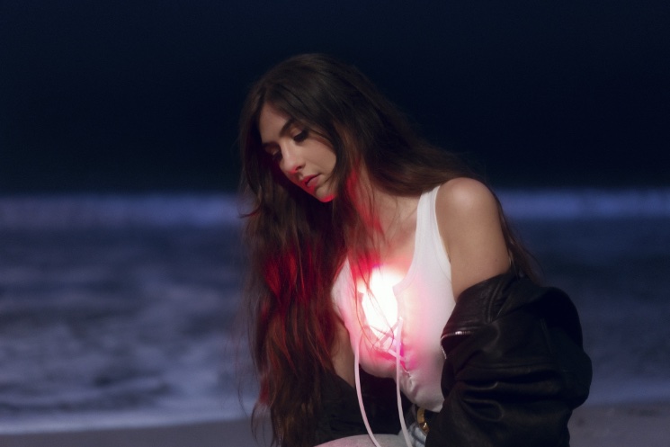 Weyes Blood Reflects on Life's 'Sublime Violence' 