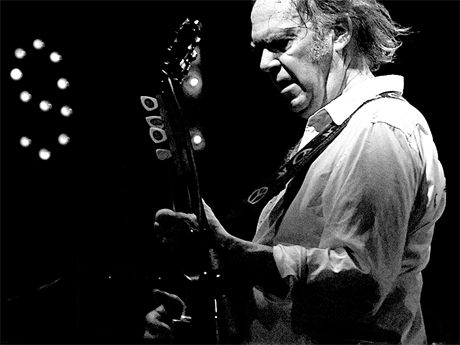 Neil Young Plans Two Toronto Stops on Spring North American Tour 